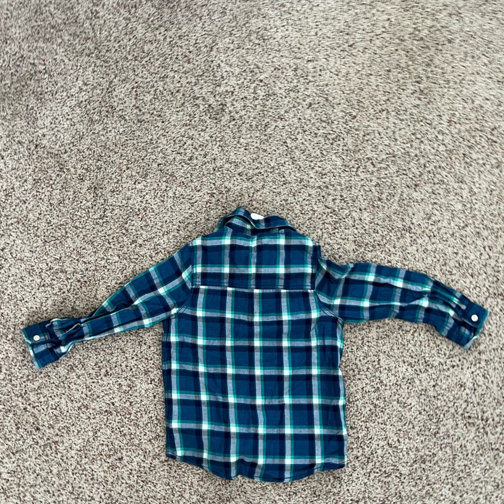 NEW BOYS LONG SLEEVE BUTTON UP